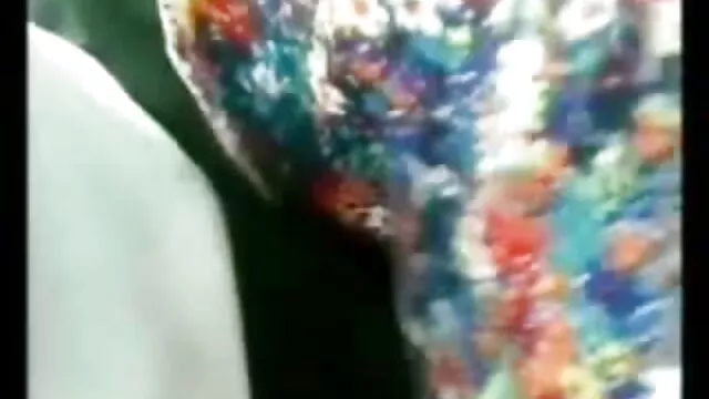 Transexual en medias folla cutie en perrito follando a mama japonesa posición