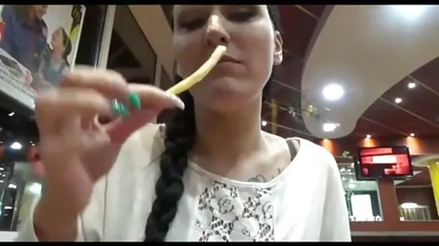 Fiesta madres gordas follando de estudiantes borrachos a cuerda y sexo caliente