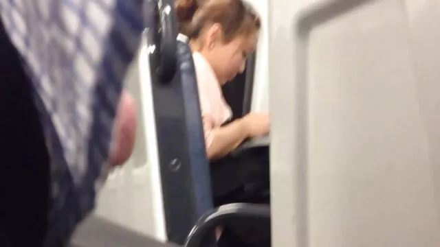 Dulce japonesa Nana chupa la polla y xnxx mamás disfruta de la masturbación