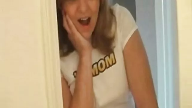 Papá lujurioso videos de mamas follando en secreto de su esposa se folla a su hija
