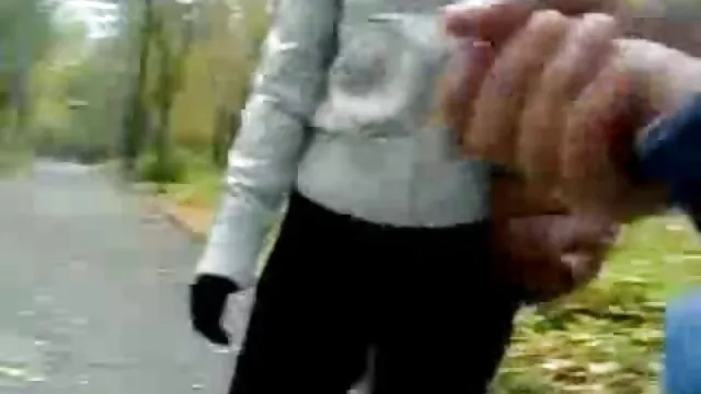 Japonesa madre e hijo incesto real acaricia su peludo coño
