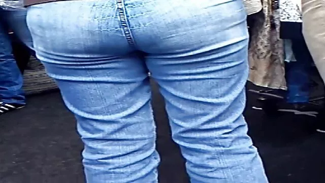 Kelly tiene sexo grupal ver videos xxx madre e hijo con prisioneros en la celda