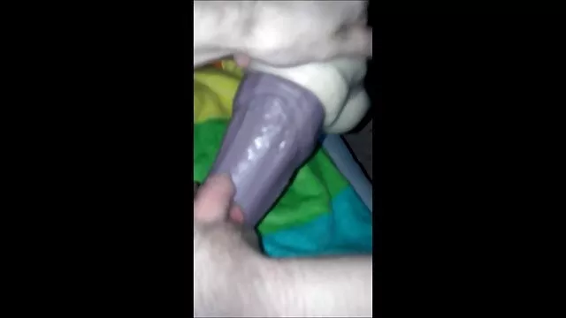 Intermitente tetas bombeadas y tragado una carga sexo lesbico entre madre e hija de esperma para tonificar