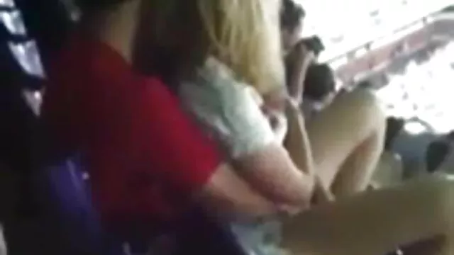 Gloriosa estudiante xnxx madre hijo rusa se entregó a un chico mientras sus padres no están en casa