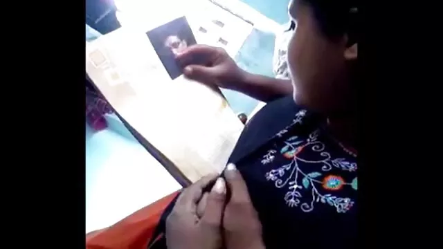 Juegos de videos xxx de madres e hijos rol de una hermosa niña y su novio