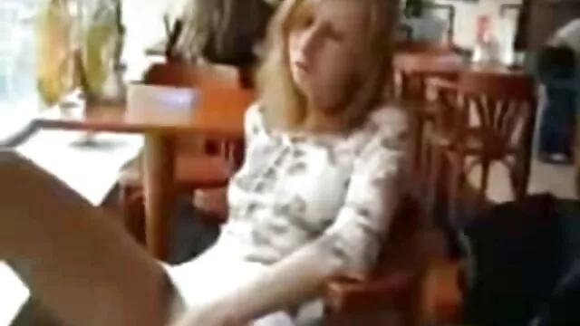 Chica de 18 años trio madre hija folla en un casting de sexo alemán