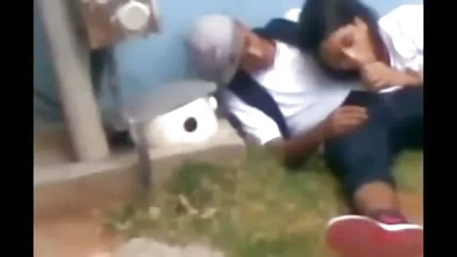 Morena primera vez follada por el videos xxx de madres maduras culo