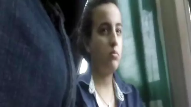 Tres hermosas lesbianas se mama y hijo cojiendo hacen Cooney