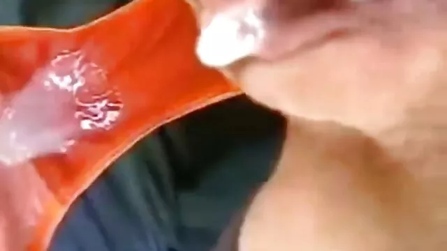Alemana sexy folla en hijo madre xxx un baño público